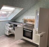 Helle 2 Zimmer Wohnung zum 01.09.2025 DG zu vermieten - Husum