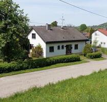 Einfamilienhaus, Doppelgarage, Baufenster nur zu ca. 50% genutzt - Pfullingen