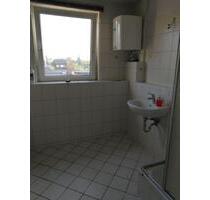Frisch renovierte 3 Zi.-Wng. 69qm Dachg. Ofenheizung - Barleben