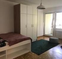 Zimmer - miete - Planegg - 790,00 EUR Kaltmiete, ca.  73,00 m² in Planegg (PLZ: 82152)