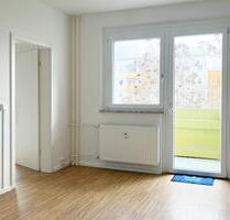 Komfort pur: Wohnung mit zwei Bädern und zwei sonnigen Balkonen - Reichenbach im Vogtland