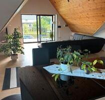 Schöne 4 Zimmer Wohnung, 105 qm, Balkon, EBK, Stellplätze - Bad Staffelstein
