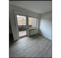 Geräumige 2 Zimmer Whg. mit Loggia in Bielefeld-Brackwede