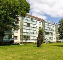 3-R-Wohnung mit verglasten Balkon zentral gelegen in Lucka (Thür.) - W0136