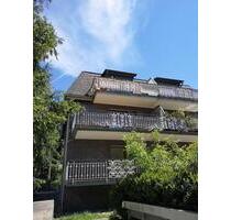 Genial zentral: charmante 2-Zimmer Wohnung mit Balkon - Baden-Baden