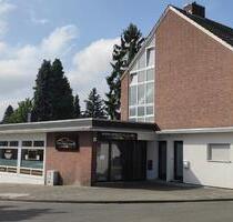 3-Familienhaus plus Gewerbe in Grevenbroich Elsen