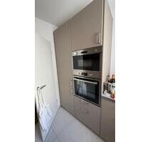 Sehr schöne voll möblierte 3 Zimmerwohnung mit Balkon im Ostend - Frankfurt am Main Sachsenhausen