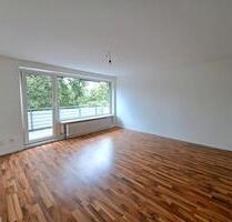 Helle 2-Zimmer-Wohnung mit 2 Balkonen & Stellplatz - Winsen (Luhe)