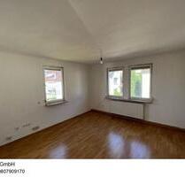 Helle 2-Zimmer-Wohnung mit Einbauküche und Laminat in Langenhorn - Hamburg