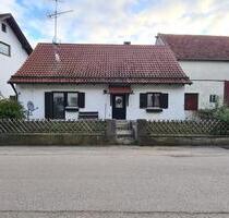 Kleines Haus mit Garten - 940,00 EUR Kaltmiete, in Geltendorf (PLZ: 82269)