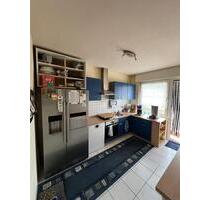 Schöne helle,vermietete ETW, 2 Zi, Kü, Di, Bad, Balkon, 60 Qm - Mönchengladbach West