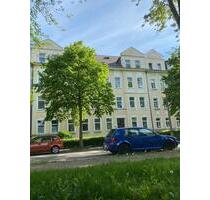 *** Stadtparknähe *** 2-Raum-Wohnung mit EBK, großem Tageslichtbad mit Wanne und Dusche! - Chemnitz Helbersdorf