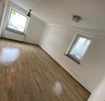 2-Zimmer-Whg. EG, m.EBK, ca.55qm, Tageslichtbad - Nürtingen