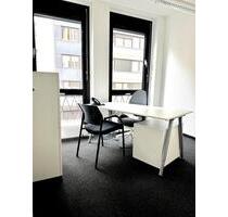 Voll ausgestattetes Büro mit einem Arbeitsplatz im Herzen von Köln