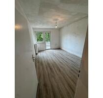 Kleine 3-Zimmer Wohnung mit Balkon in ruhiger Lage.. - Duisburg Mittelmeiderich
