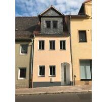 Zentrumsnah, kernsaniert, mit Garten & direktem Weg ins Grüne - Borna