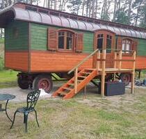 Zirkuswagen auf einer Waldlichtung - Wuppertal Elberfeld