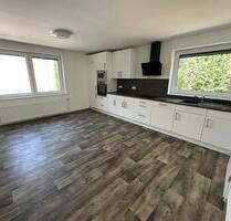 Großzügige 4- Zimmer Wohnung in ruhiger Waldrandlage - Höringen