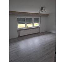 teilrenovierte 2 ZKB in Solms-Albshausen, 60 qm, Einbauküche neu