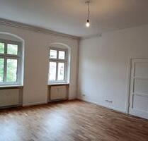 Traumhafte 2-Zimmer-Wohnung mit Balkon in Berlin-Tegel (73 m²)