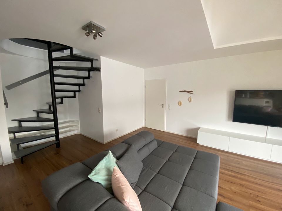 Moderne helle Maisonette Wohnung mit guter Anbindung - Overath