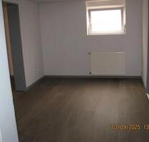 Singel-Wohnung Studio - 280,00 EUR Kaltmiete, ca.  32,00 m² in Solingen (PLZ: 42655) Mitte