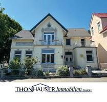 Schöne Villa mit ursprünglichem Charme und viel Platz für Ihr Gewerbe in 23879 Mölln