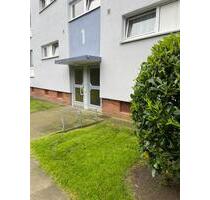 *Frisch renoviert, hereinspaziert in eine helle 4-Zimmerwohnung mit Laminatfußboden in neu* - Melsdorf