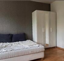grosses, helles WG Zimmer frei - 800,00 EUR Kaltmiete, in Düsseldorf (PLZ: 40210) Stadtmitte