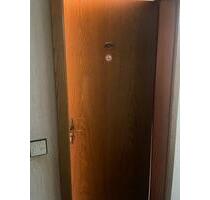 Ein Zimmerwohnung mit Bad und Toilette - Aalen Attenhofen