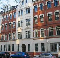 Großzügige 2 Zimmer-Wohnung mit Parkett, WanneDusche und großer Terrasse - Leipzig Nord