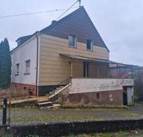 Einfamilienhaus - 105.000,00&nbsp;EUR Kaufpreis, ca.&nbsp; 140,00&nbsp;m&sup2; in Merzig (PLZ: 66663)