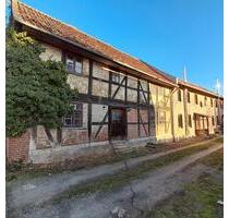 Fachwerkhaus und Wohnung im angrenzenden Gebäude - Schöppenstedt