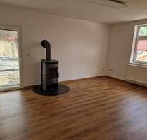 Hell - sanierte 4-Raumwohnung im Zentrum von Weinböhla* Kamin*Einbauküche* Hauptstraße 5