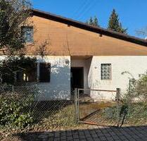 Sanierungsbedürftiges Einfamilienhaus mit großem Grundstück - Ramstein-Miesenbach