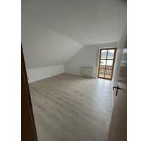 3-Zimmer Wohnung - 830,00 EUR Kaltmiete, ca.  86,00 m² in Lichtenfels (PLZ: 96215)