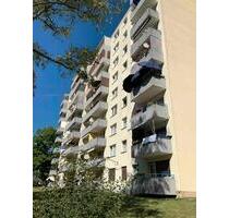 Gemütliche 3-Zimmer-Wohnung mit Balkon - Eschborn