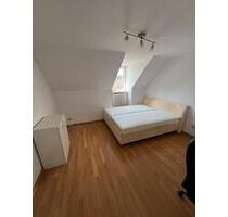 Möbliertes Apartment in München Gern Moosach sehr ruhig gelegen