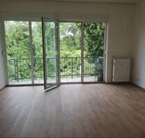 Renovierte 2 Zi.Wohnung, Balkon zu vermieten. - Leipzig Ost