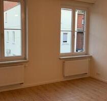 4 moderne Wohnungen zwischen 75 m² und 93 m² im Herzen Übach-Palenberg zu vermieten (detailliert in Beschreibung)