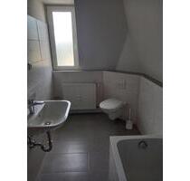 3-Raum Dachgeschosswohnung - 320,00 EUR Kaltmiete, ca.  67,00 m² in Chemnitz (PLZ: 09117) Rabenstein