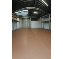 Moderne Hallenfläche mit angrenzendem Co-Working H2 - Hildesheim Himmelsthür