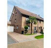 Großzügige Doppelhaushälfte in Nievenheim zu verkaufen - Dormagen Broich