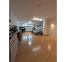 Charmante 3-Zimmer-Souterrainwohnung in Crumstadt - Riedstadt