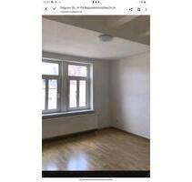 Schöne 2,5 Zimmerwohnung - 445,00 EUR Kaltmiete, in Plauen (PLZ: 08525) Bahnhofsvorstadt