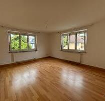 Hochwertig sanierte Obergeschosswohnung in S-Mühlhausen - Stuttgart