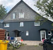 Familienhaus in Eckmenhausen: Garten, Garage, Gartenhütte - Netphen