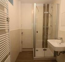 Einziehen und Wohlfühlen - stadtnahe 3RW mit Balkon und Dusche - Freiberg
