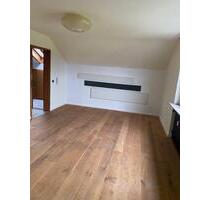 2-Zimmer-Dachgeschosswohnung in ruhigem Teil von Löhnberg