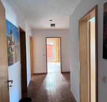 Helle 2,5 Zimmer Wohnung mit grosser Terrasse - Mühlacker-Lomer